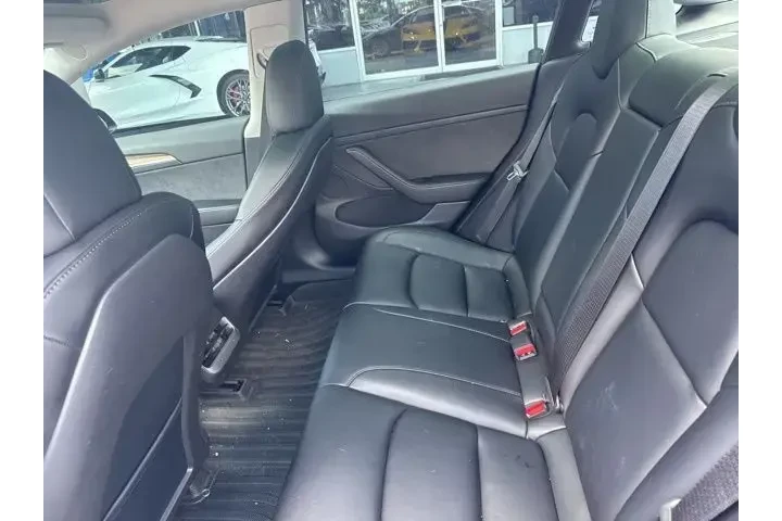 $25699 : Tesla Model 3 2022 AWD Long image 7