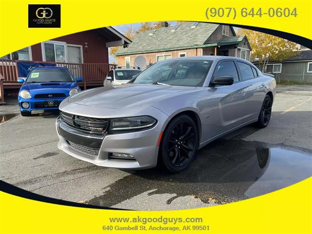 2017 DODGE CHARGER R/T SEDAN image 4