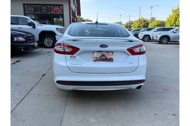 $8950 : 2016 Fusion SE image 6