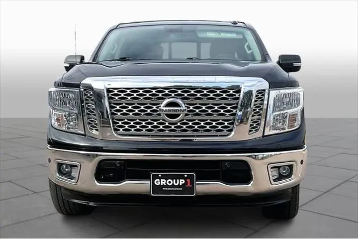 $15997 : Nissan Titan 2017 4x2 SV 4dr image 3