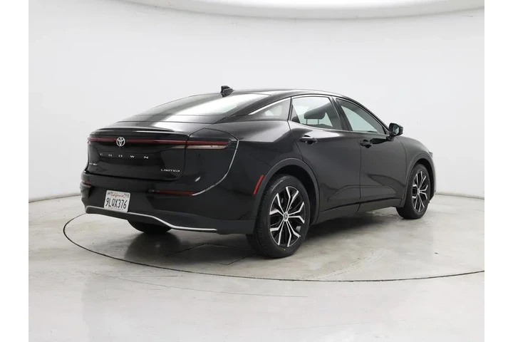 $38998 : Toyota Crown 2024 AWD Limite image 8