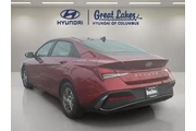 $19677 : Hyundai ELANTRA 2024 SE 4dr thumbnail