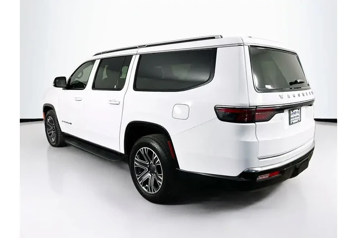 $37997 : Jeep Wagoneer L 2024 4x2 Ser image 4