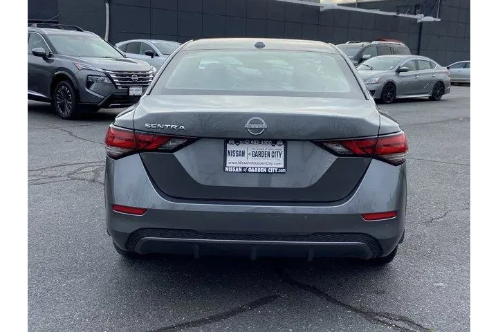 $19250 : Nissan Sentra 2025 SV 4dr Se image 5