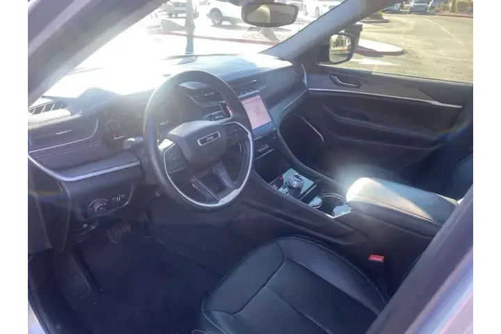 $30555 : Jeep Grand Cherokee 2022 4x4 image 9