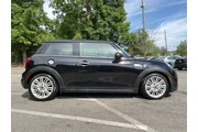 $19485 : MINI Hardtop 2 Door 2019 Coo thumbnail