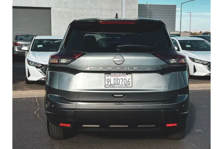 $19937 : Nissan Rogue 2024 S 4dr Cros image 4