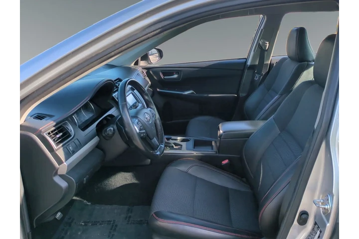 $14198 : Toyota Camry 2016 image 9