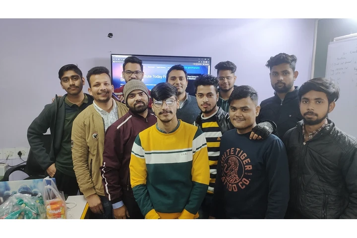 Stock Market Courses in Delhi image 2