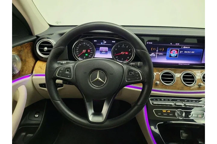 $23998 : Mercedes-Benz E-Class 2018 E image 10