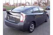 $11450 : 2013 Prius Three thumbnail