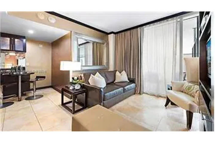 $4200 : Rental property with 0 bedro image 7