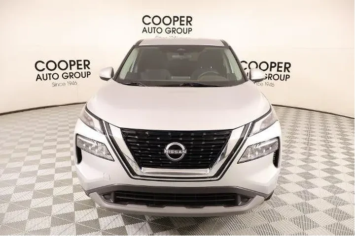 $20174 : Nissan Rogue 2023 AWD SV 4dr image 8