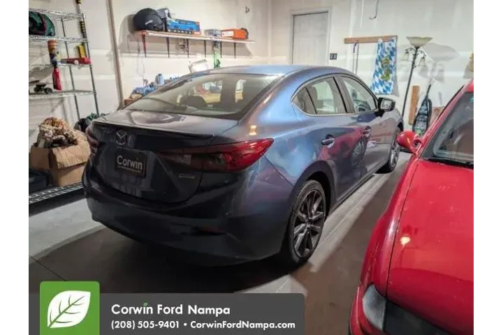 $14000 : Mazda Mazda3 2018 Touring 4d image 4