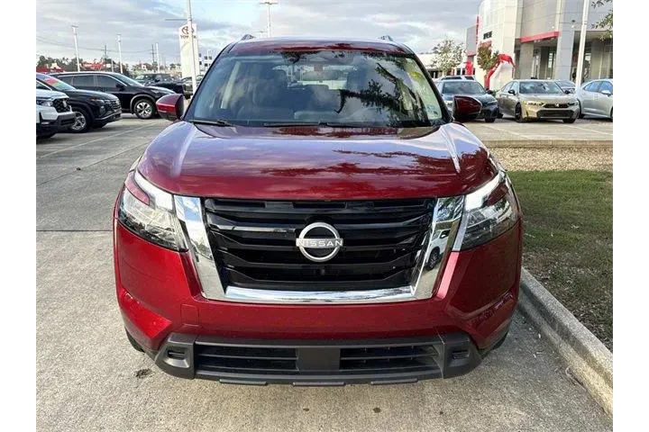 $31797 : Nissan Pathfinder 2024 SV 4d image 2