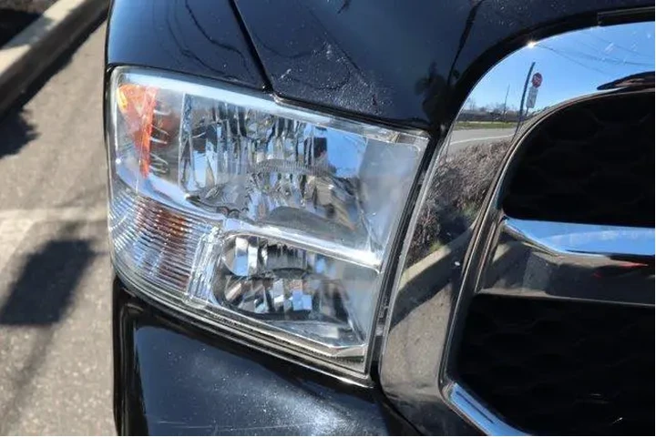 $24770 : Ram 1500 Classic 2024 4x2 SL image 9