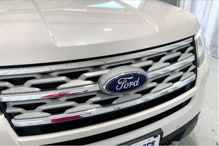 $22391 : Ford Explorer 2019 XLT 4dr S image 7