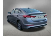 $10386 : Hyundai ELANTRA 2018 SEL 4dr thumbnail