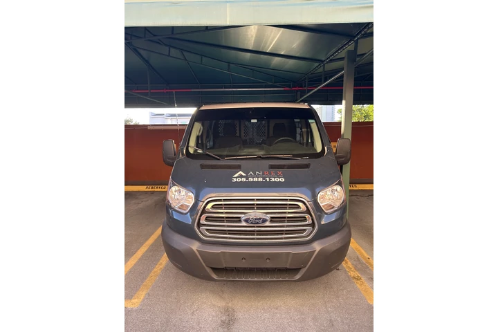 $22000 : Ford Van 250 2018 image 1