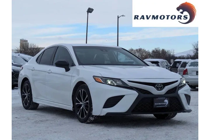 $16995 : 2019 Camry SE image 2