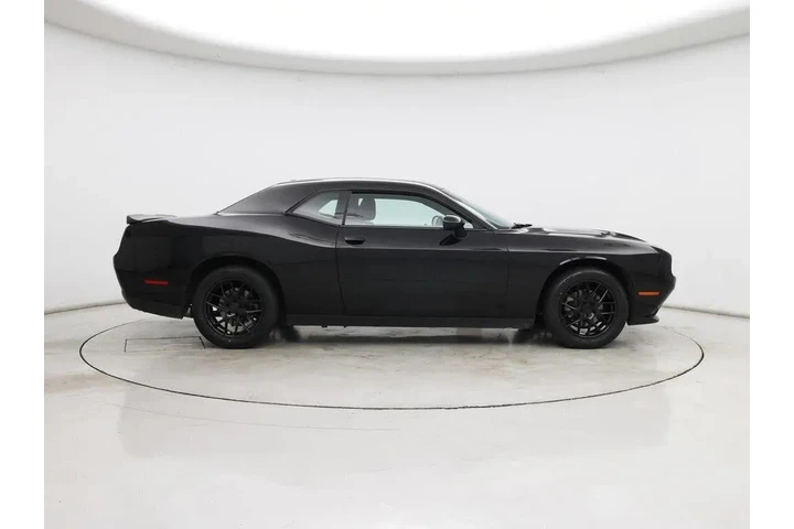$27998 : Dodge Challenger 2023 SXT 2d image 7