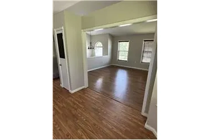 $1795 : Rental property with 3 bedro image 7