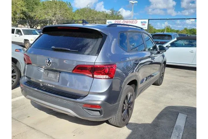 $15977 : Volkswagen Taos 2022 S 4dr S image 8