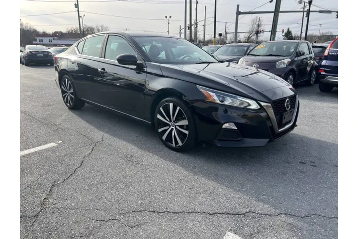 $11900 : 2020 Altima 2.5 SR image 4
