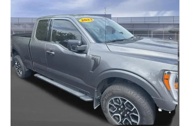 $38665 : Ford F-150 2023 4x4 XL 4dr S image 4