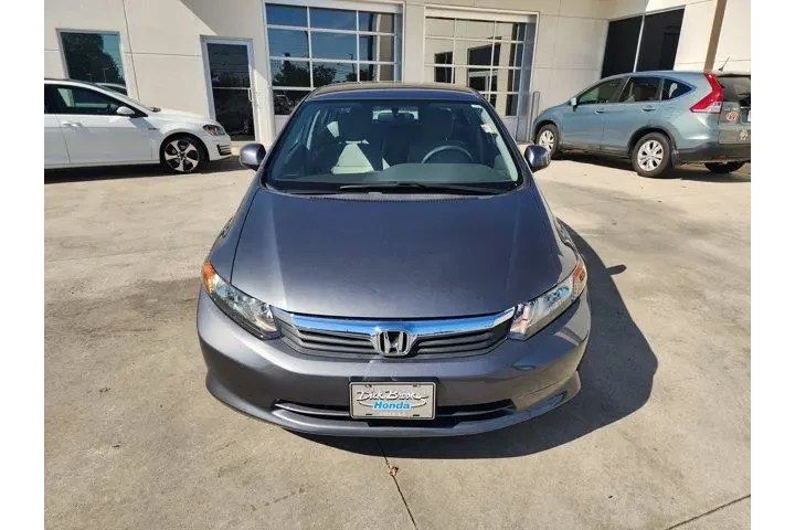$11534 : Honda Civic 2012 LX 4dr Seda image 9