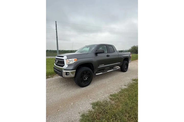 $18995 : 2015 Tundra SR5 image 9