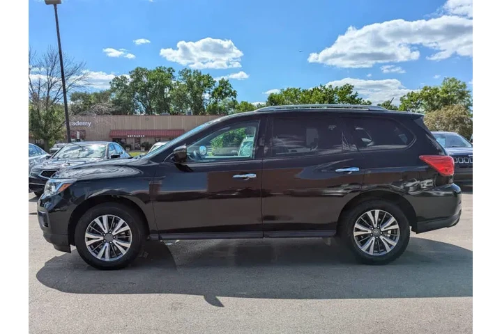 $14975 : 2018 Pathfinder SV image 10