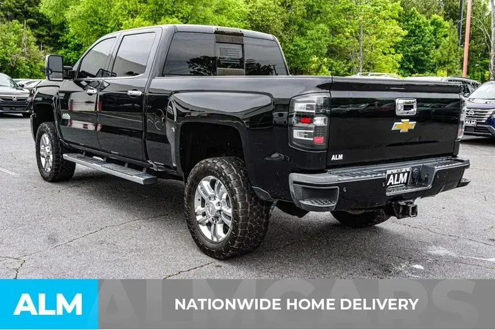 $39920 : Chevrolet Silverado 2500HD 2 image 5