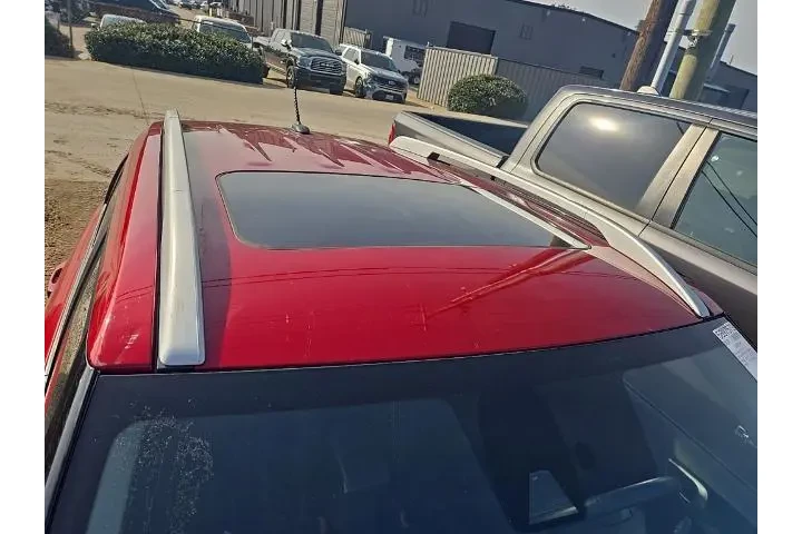 $19110 : Hyundai VENUE 2025 SEL 4dr C image 5