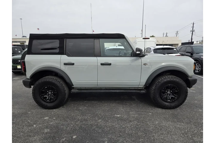 $39887 : Ford Bronco 2022 4x4 Base Ad image 4