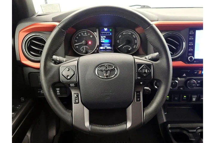 $37998 : Toyota Tacoma 2020 4x4 TRD S image 10