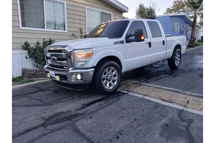 $15 : 2016 f250 ford gas image 2