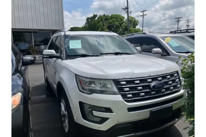 $12500 : 2016 Explorer Limited image 6