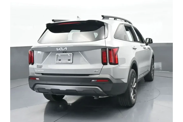 $28991 : Kia Sorento 2023 AWD X-Line image 5