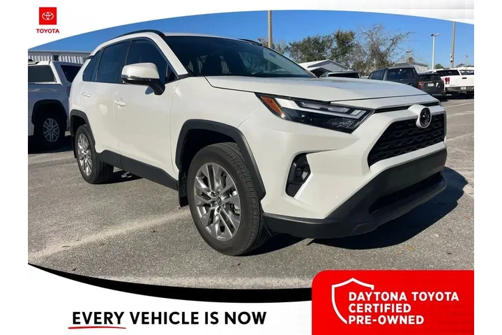 $33000 : Toyota RAV4 2024 XLE Premium image 6