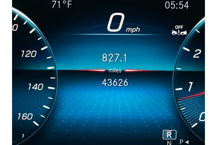 $24999 : Mercedes-Benz GLA 2023 GLA 2 image 10