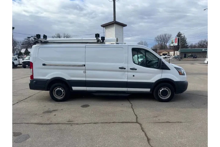 $21990 : 2018 Transit 250 image 6