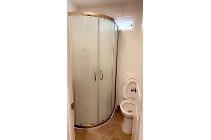 SE RENTA CASA EN PERRIS image 7