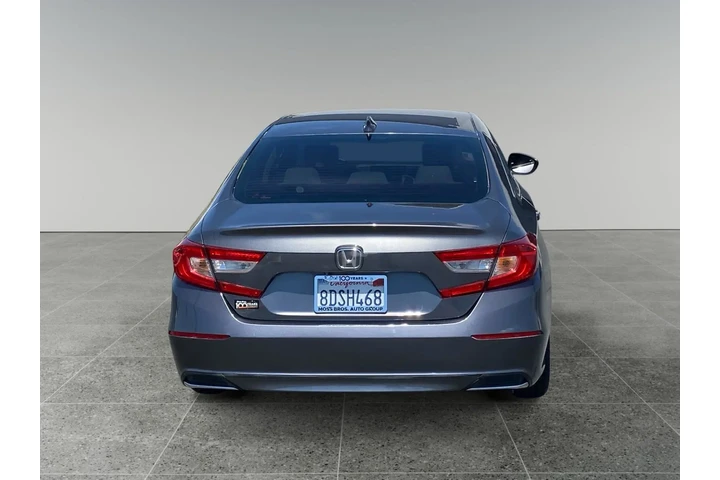 $18222 : Honda Accord 2018 LX 4dr Sed image 6