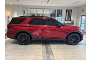 $30990 : Ford Explorer 2020 AWD ST 4d thumbnail