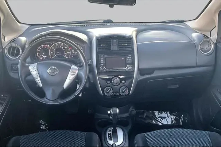$7028 : Nissan Versa Note 2017 SV 4d image 9