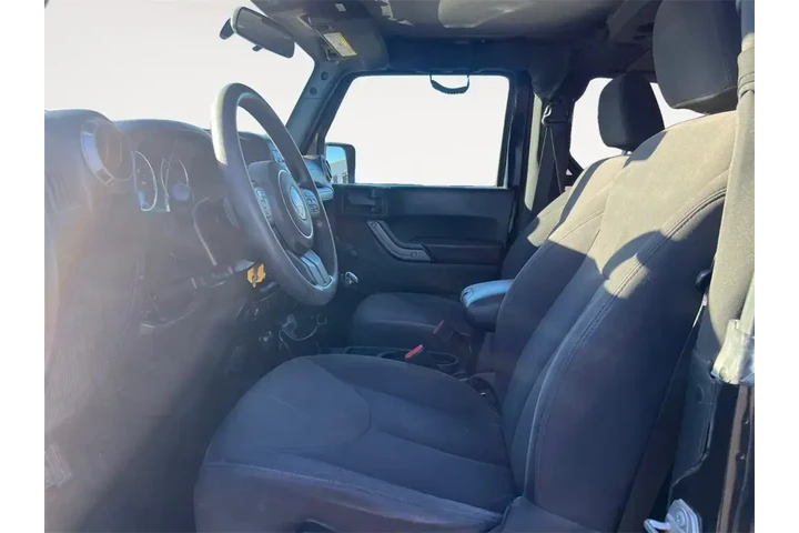 $19000 : Jeep Wrangler 2016 4x4 Sport image 2