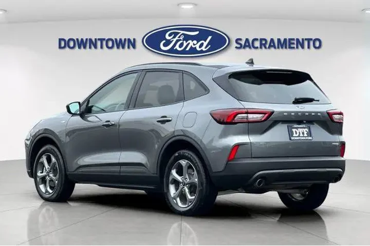 $24991 : Ford Escape 2025 AWD ST-Line image 8