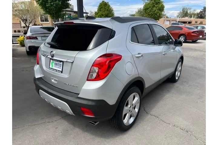 2016 Encore Base FWD image 5