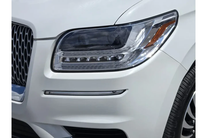 $39996 : Lincoln Navigator 2020 4x4 B image 9